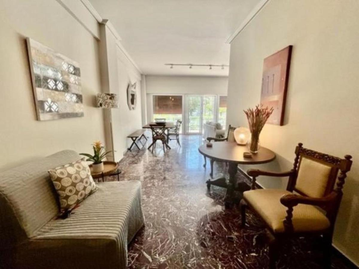 Flisvos Marina Refurbished Apartment アテネ エクステリア 写真